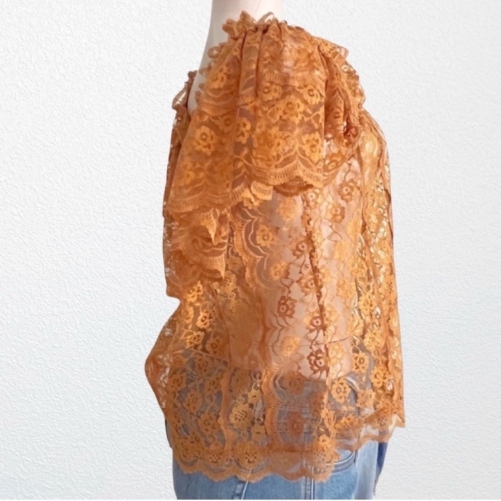 Virginie Vincent France Lace Exaggerated Ruffled Peasant Boho Holiday Top SZ M - Picture 7 of 10
